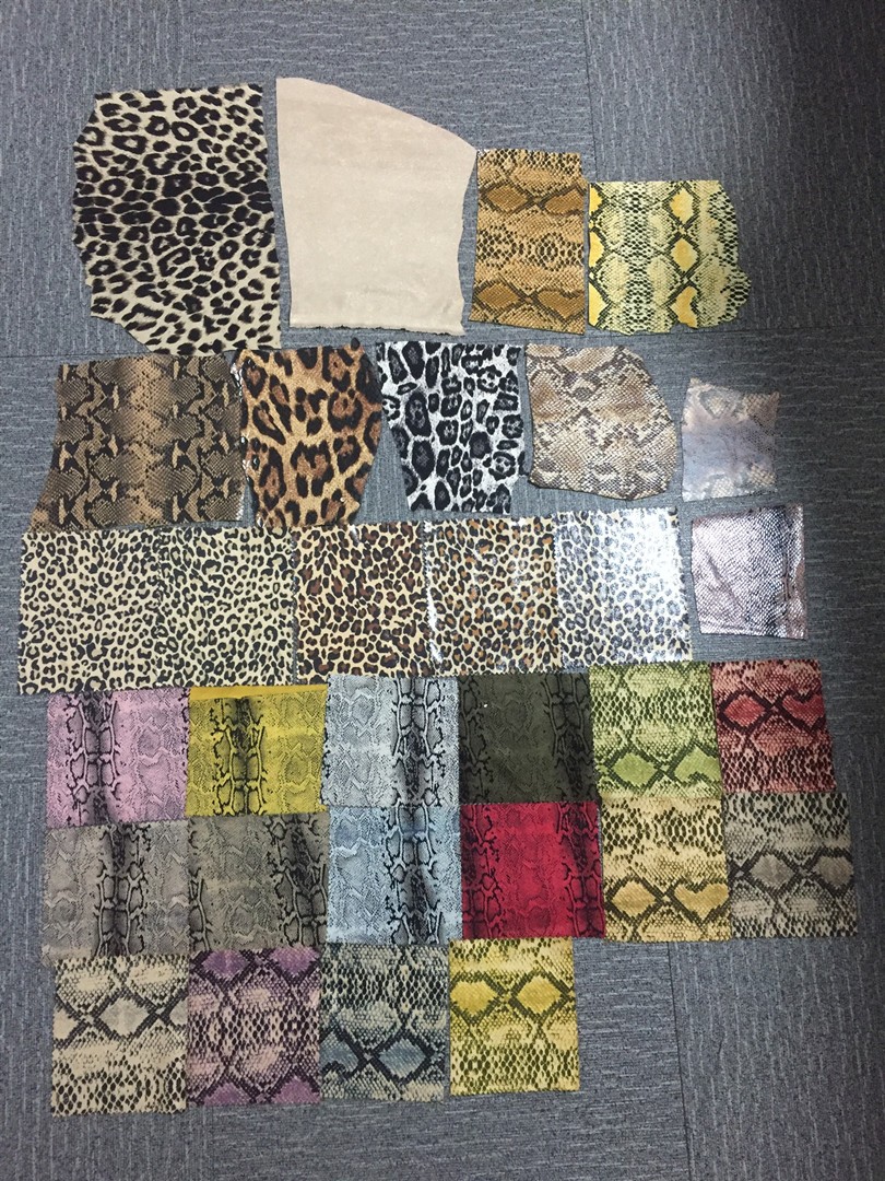Women's pants snake printed pants